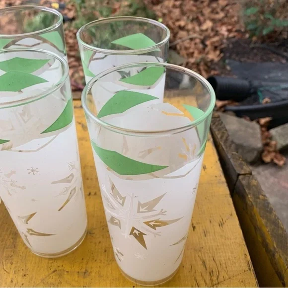 Vintage Green White Snowflake Frosted Drinking Glasses Tumblers MCM Set 6 Atomic